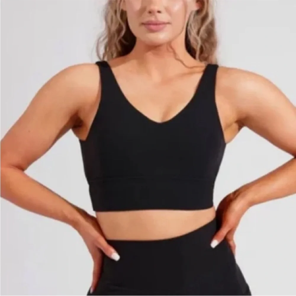 BuffBunny Collection Black Monarch Strappy Sports Bra - Picture 2 of 8